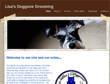 Tablet Screenshot of lisasdoggonegrooming.com